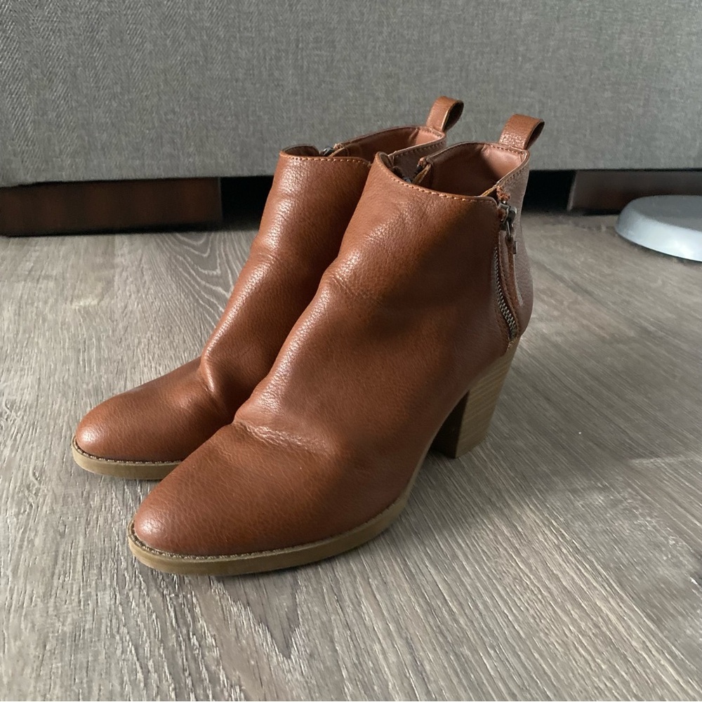 Universal Thread Cognac Booties